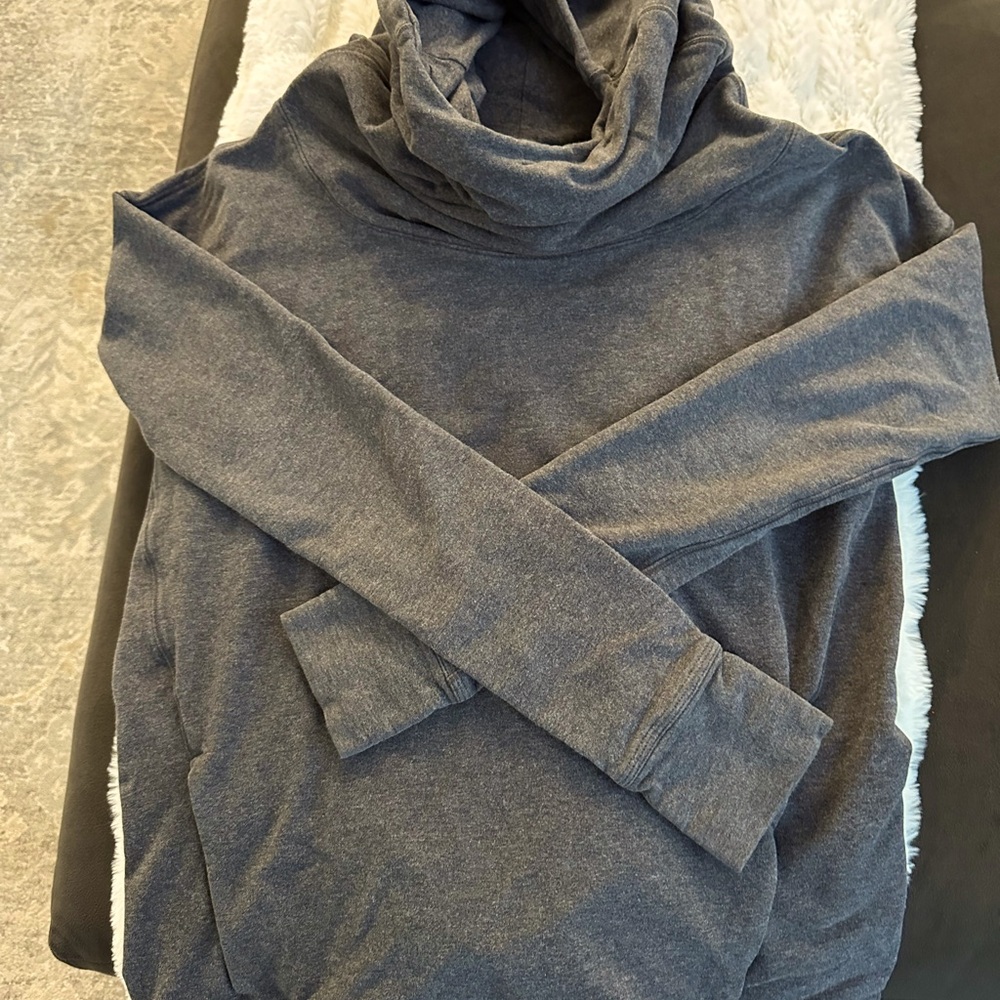 Lululemon charcoal oversized sweatshirt
